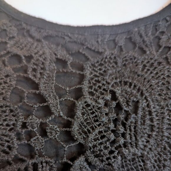 Black Lace Short Sleeve Top Size Small - Picture 5 of 5